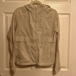 Lululemon water resistant jacket